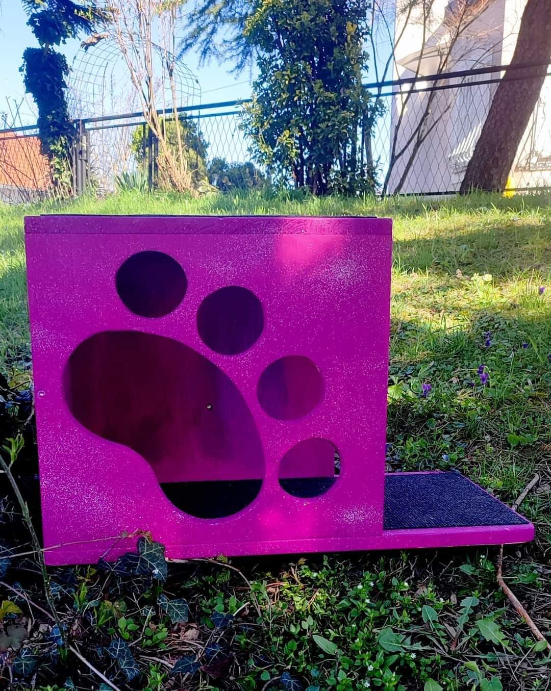 Zidna kućica Happy Paw - Pink